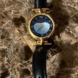 Women’s Vintage Fossil Watch